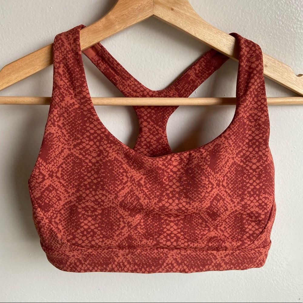 ATHLETA Strappy Open Back Sports Bra